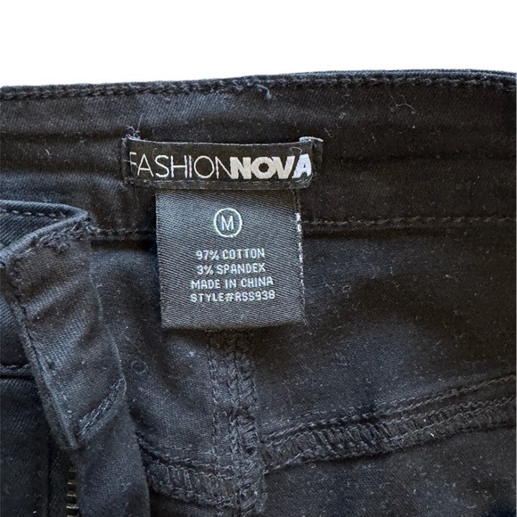 FASHION NOVA JEAN SHORTS WITH RIPS - Picture 2 of 3